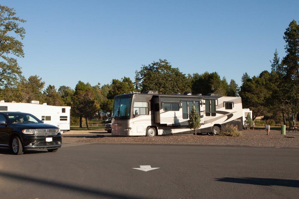 Silver Cove Rv Resort Silver Lake Exterior photo