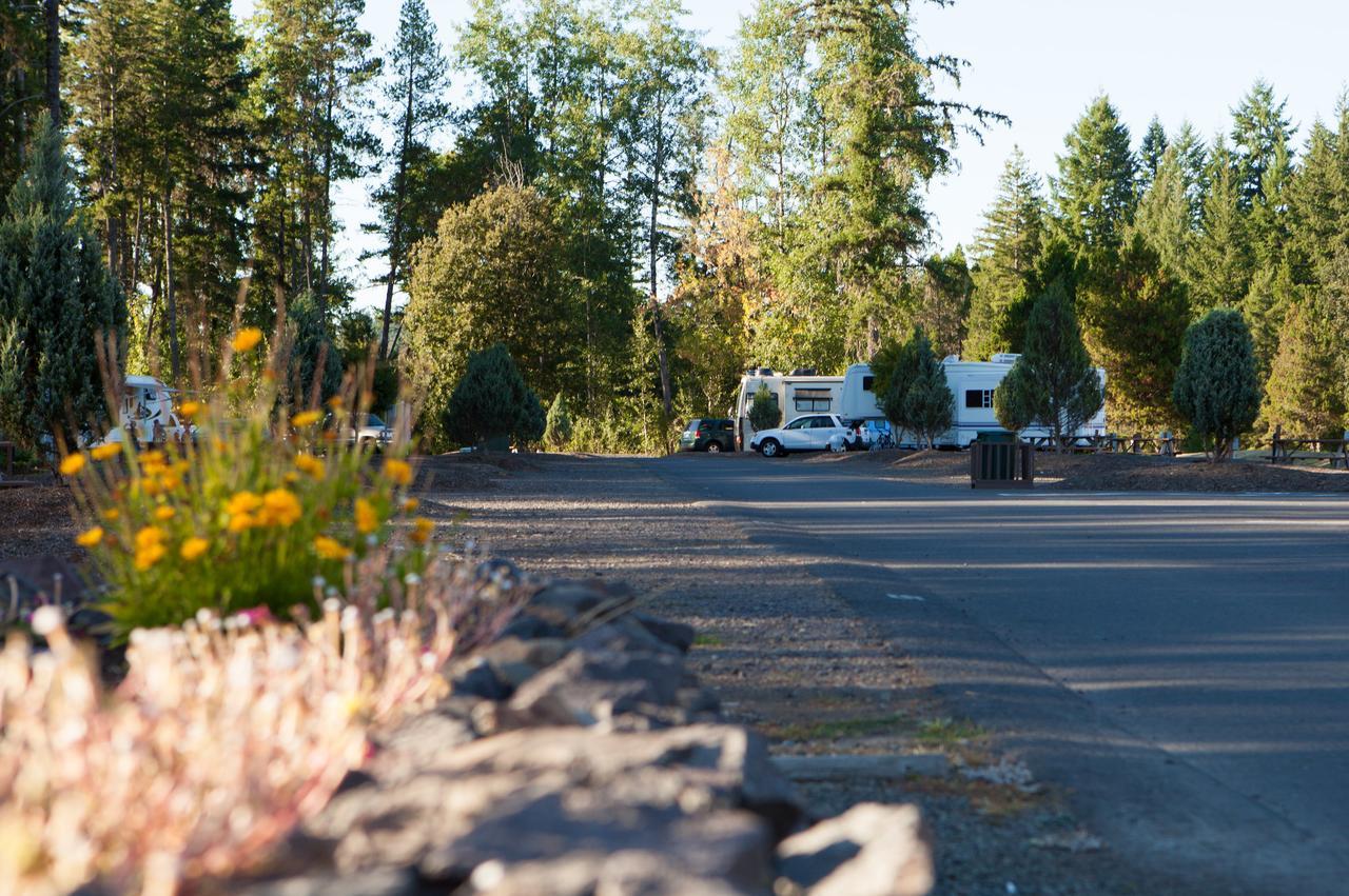 Silver Cove Rv Resort Silver Lake Exterior photo