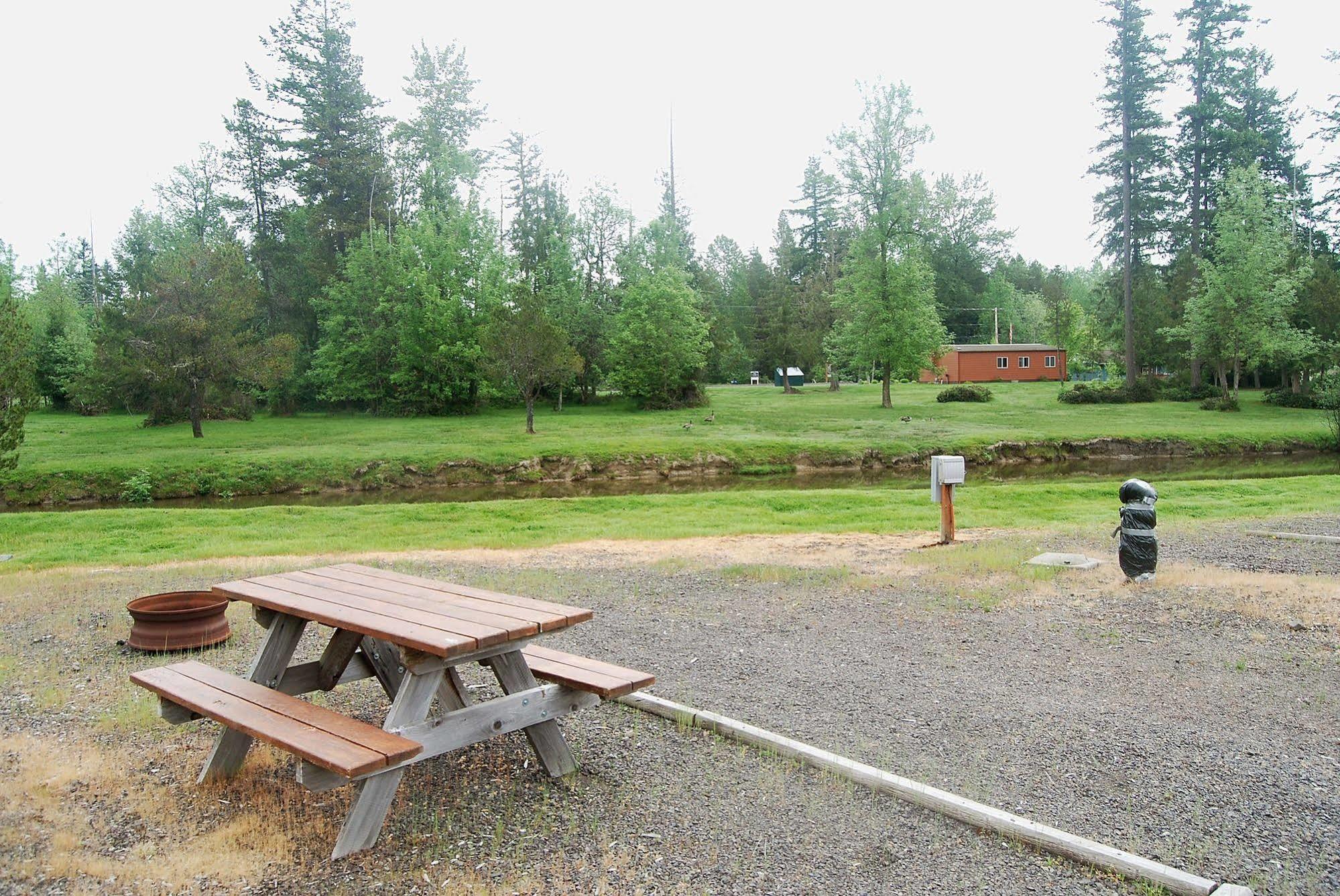 Silver Cove Rv Resort Silver Lake Exterior photo
