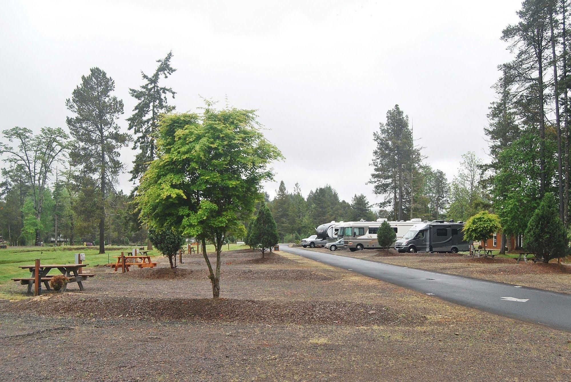 Silver Cove Rv Resort Silver Lake Exterior photo